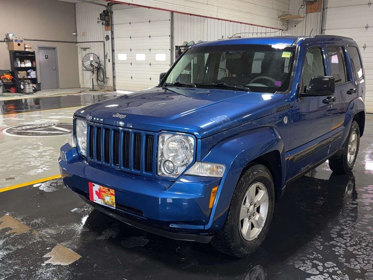 2009-jeep-liberty-image-1