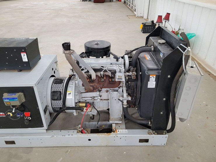 ford-lrg425-image-10