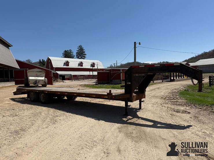 2015-elite-trailers-t/a-gooseneck-flatbed-trailer-image-3