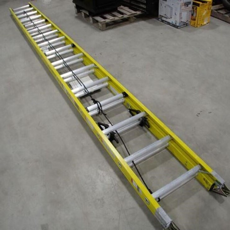 FEATHERLITE 32 ft