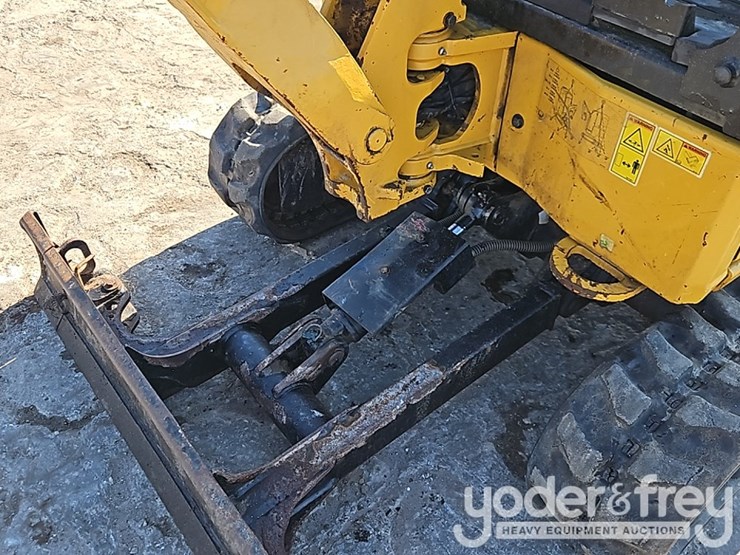2023-caterpillar-301.7-image-19