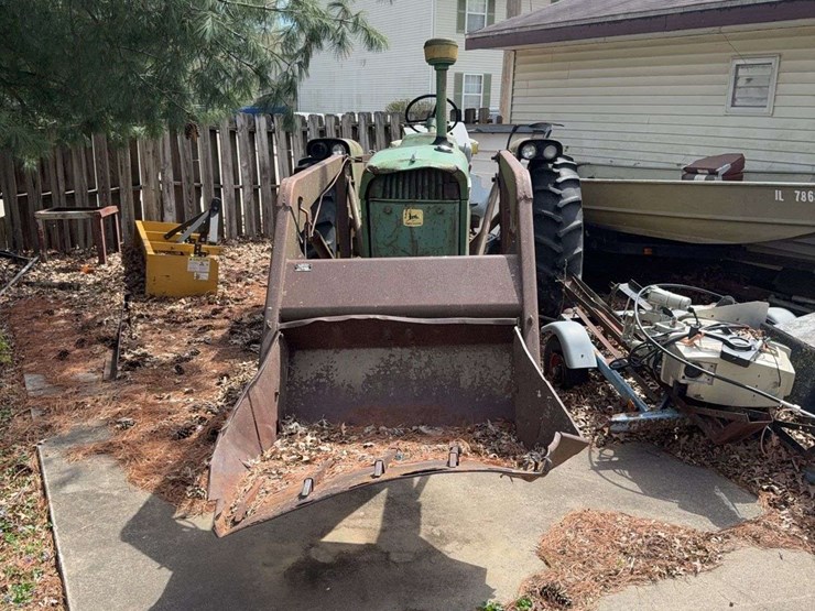john-deere-3010-image-2