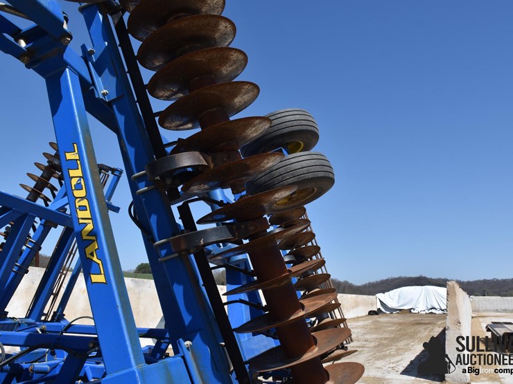 2010-landoll-7431vt-plus-33'-vertical-tillage-tool-image-15