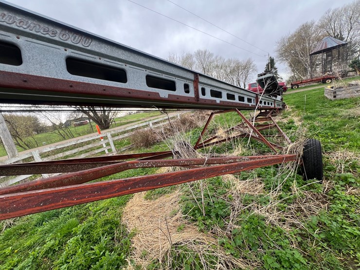 #9586-•-62'-kewanee-hay-and-grain-elevator-with-10'-drag-image-13