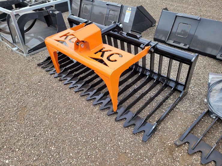 76-in.-single-cylinder-skeleton-grapple-bucket-v3-image-2