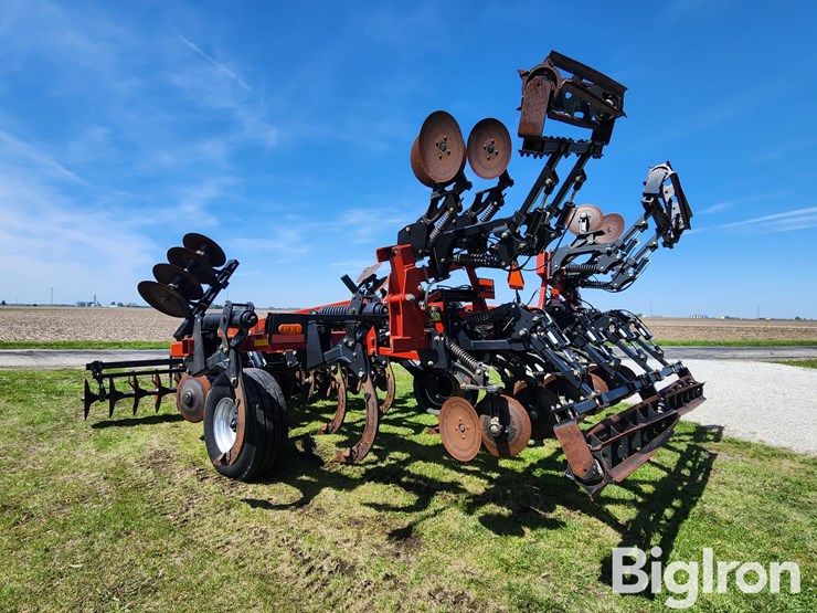 2016-case-ih-2016-image-7