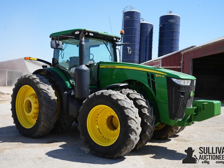 2012-john-deere-8310r-image-3
