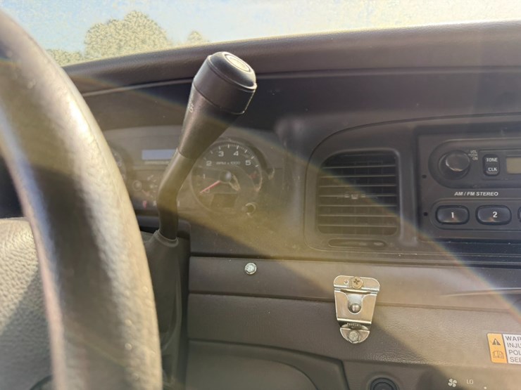 #42084-•-2011-ford-crown-victoria-sedan-vin:-2fabp7bv6bx160559-image-35