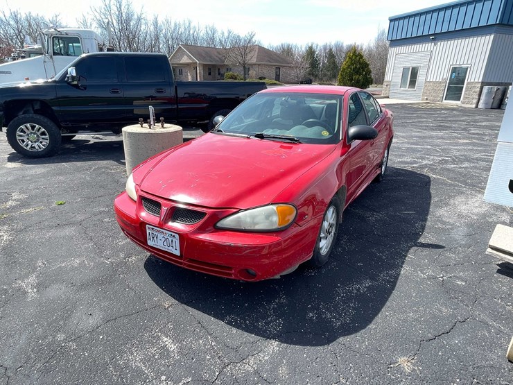 #498-•-2004-pontiac-grand-am-(has-wi-title)-(denmark,-wi)-image-1