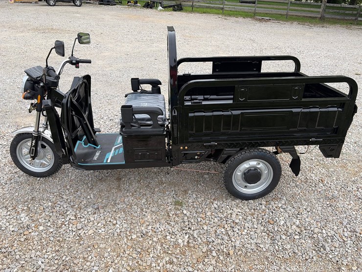 #308-•-unused-2026-iret13-electric-tricycle-image-4