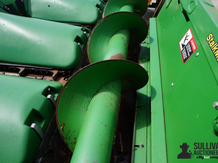 2014-john-deere-608c-stalkmaster-image-17