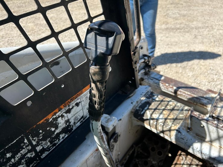 bobcat-753-image-24