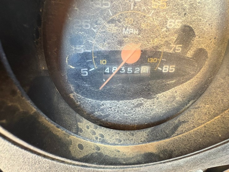 #42070-•-1984-cheverolet-c7-t/a-water-truck-vin:-1gbj7d1b3ev103757-image-52