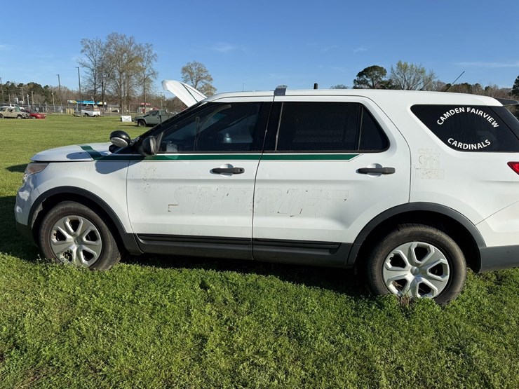 2014-ford-explorer-image-6