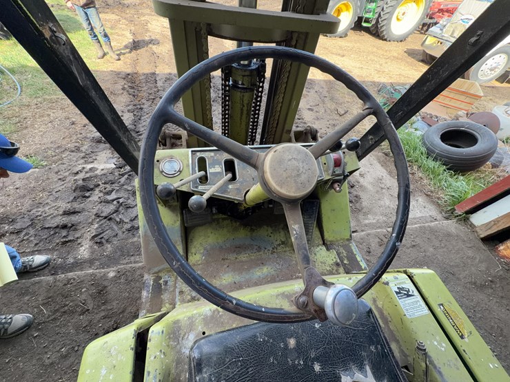 clark-l500y55-forklift-image-14