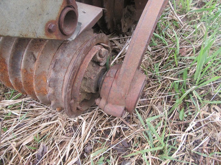 #9564-•-brillion-cultipacker-seeder-image-14