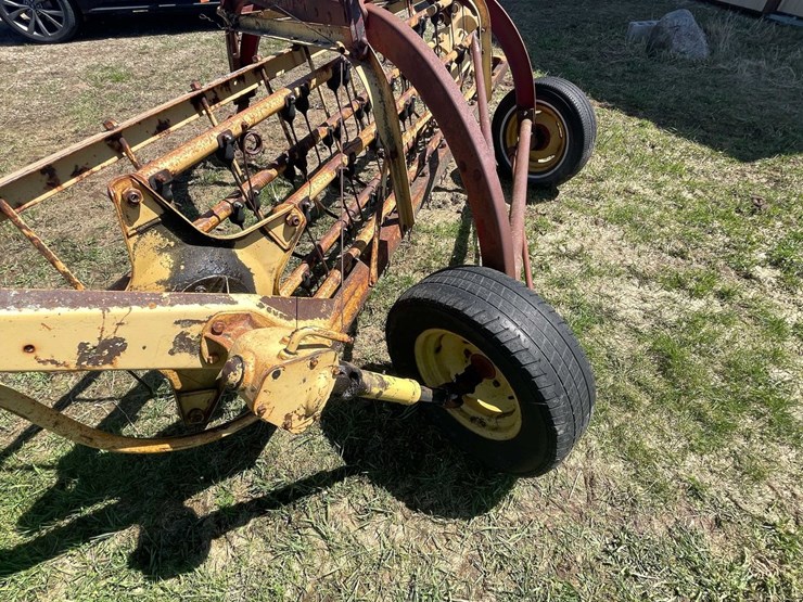 #6089-•-new-holland-hay-rake-(omro,-wi)-image-9