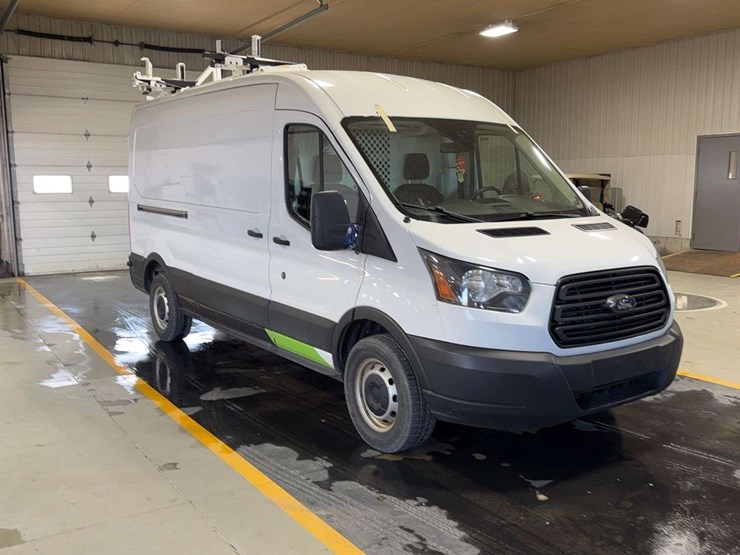 2019-ford-transit-image-7