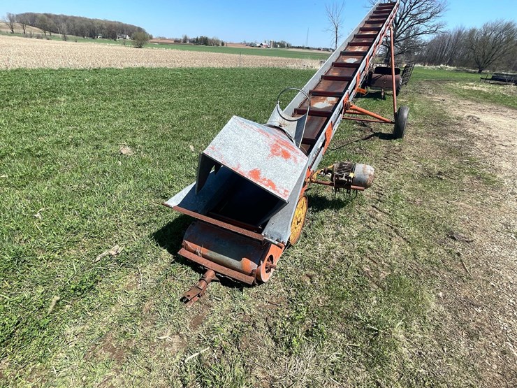 #6090-•-little-giant-bale-elevator-(omro,-wi)-image-14