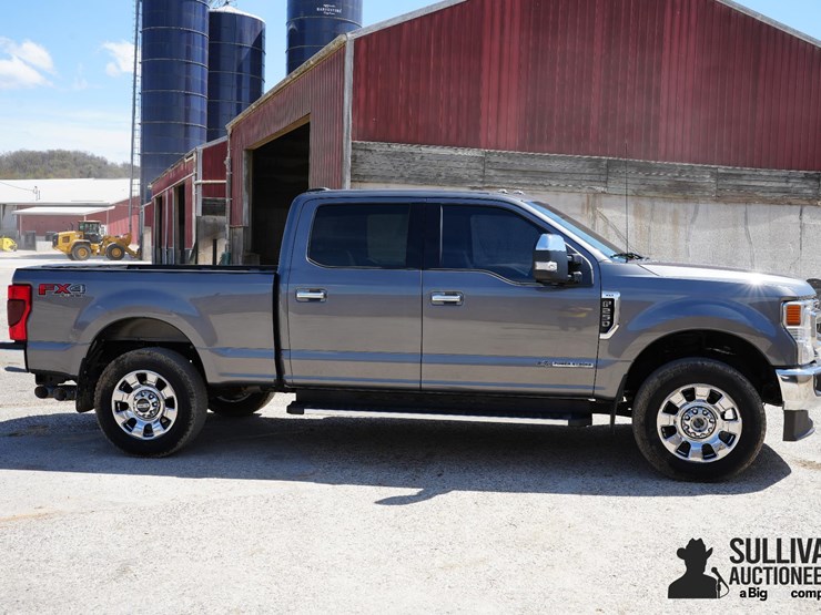 2021-ford-f250-xlt-image-4