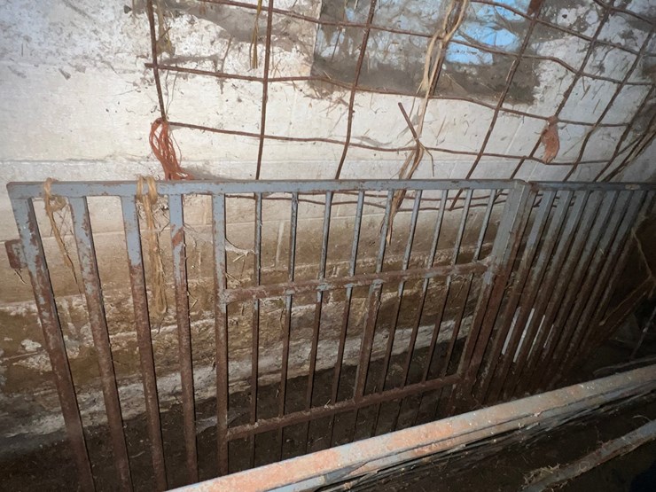 #9601-•-sheep-gates-image-4
