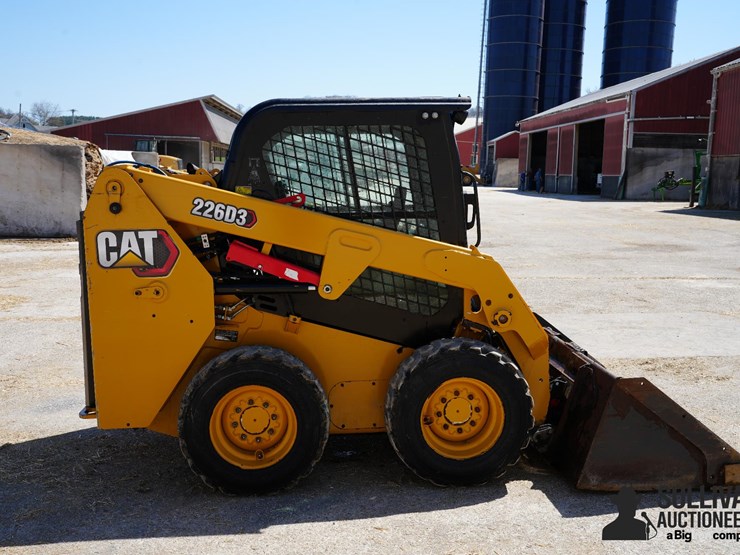 2023-caterpillar-226d3-image-4