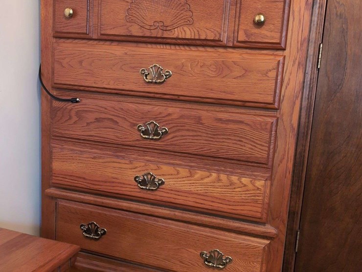 athens-furniture-bedroom-suite-with-bed-frame,-dresser,-mirror,-and-chest-image-7