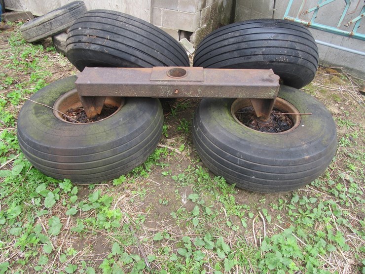 #9590-•-(4)-14l16-tires-image-2