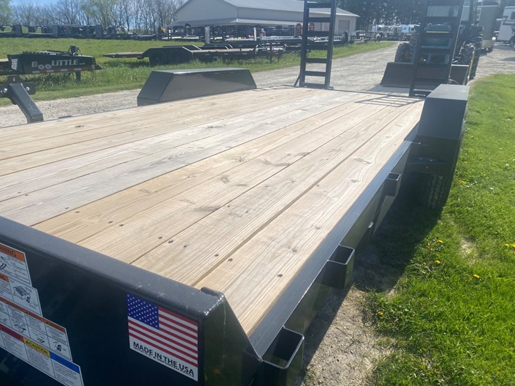#352-•-2026-hillcrest-18'-trailer-(has-certificate-of-origin)-(helenville,-wi)-image-9