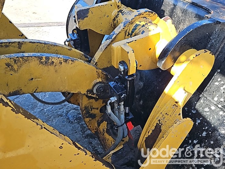caterpillar-920-image-14