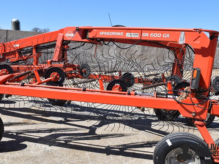 2015-kuhn-sr600-image-20