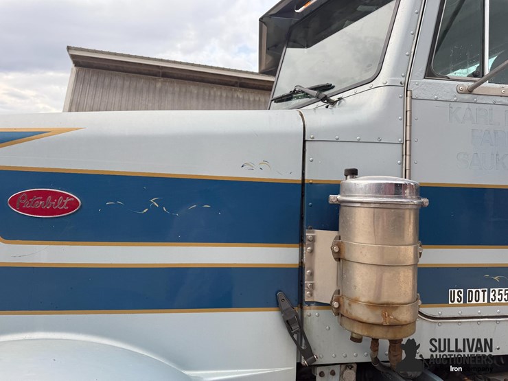 1998-peterbilt-378-image-10