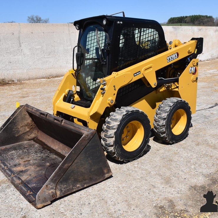 2023 CATERPILLAR 232D3