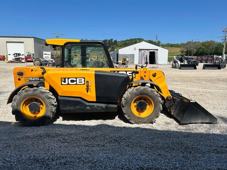 2018-jcb-525-60-image-5