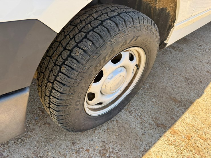 2010-ford-f150-image-16