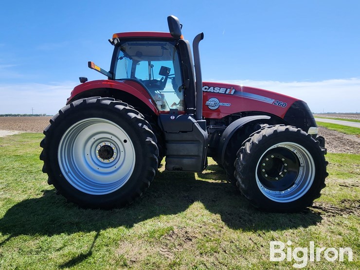 2013-case-ih-260-magnum-mfwd-tractor-image-4