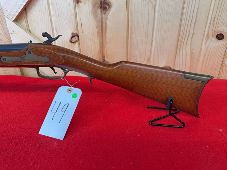 jukar-muzzleloader-serial-number-001-0796,-powder-horn-and-powder-included.-image-2