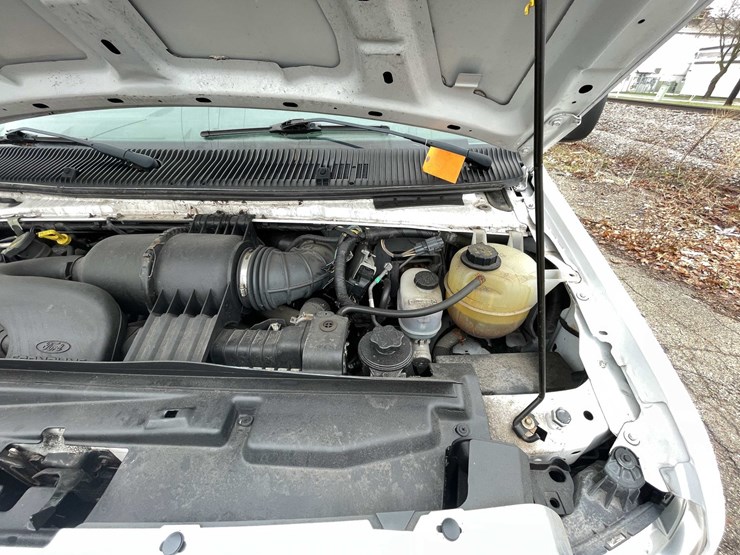 2016-ford-e450-image-71