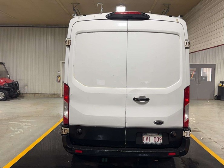 2019-ford-transit-image-4