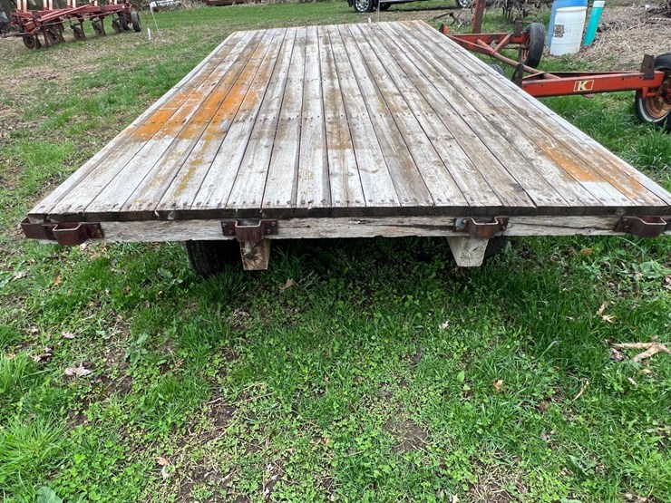 #9576-•-16'-flatbed-wagon-image-9