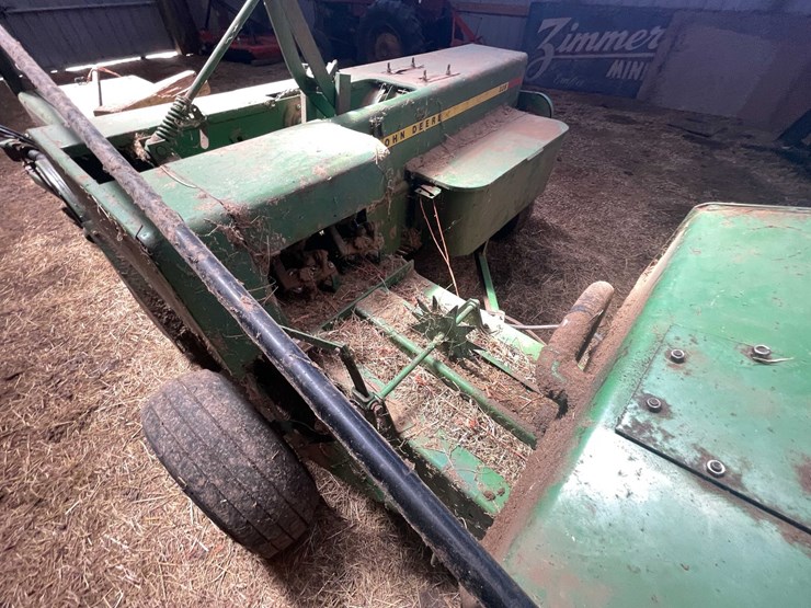 john-deere-336-image-24