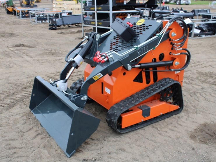#8033-•-mini-skid-steer-loader-image-2