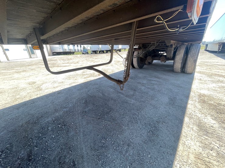 #304-•-2015-stoughton-semi-trailer-(has-wi-title)-(denmark,-wi)-image-11