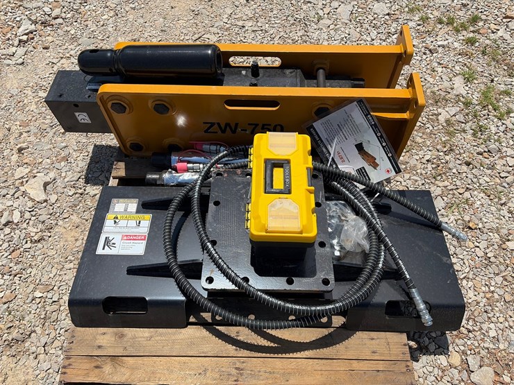 #514-•-unused-wolverine-zw-750-skid-steer-concrete-breaker-image-2