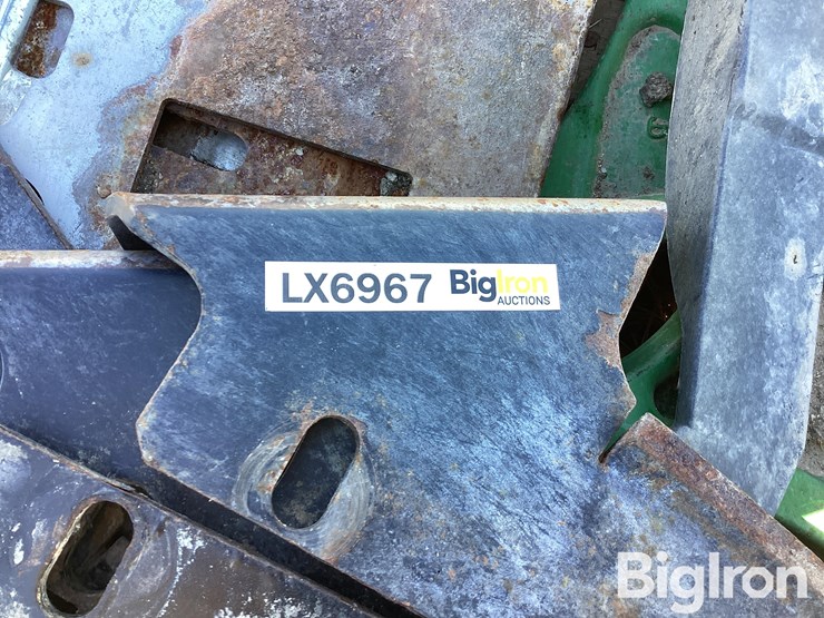 john-deere-12-image-19
