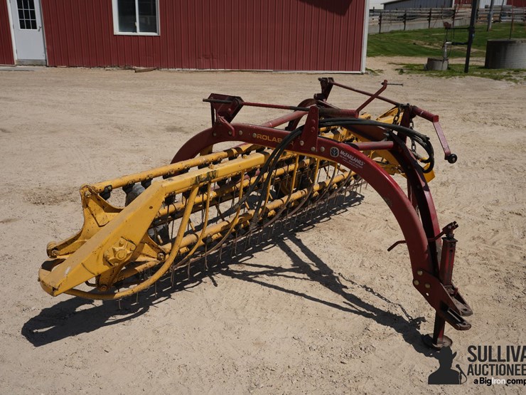 new-holland-258-image-3