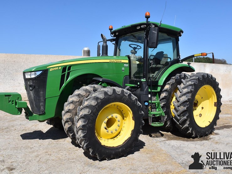 2018-john-deere-8295r-image-1