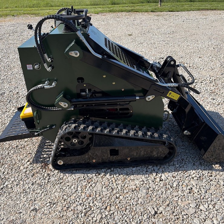 #202 • Unused 2026 ZJG ZJ-380 Mini Skid Steer Loader