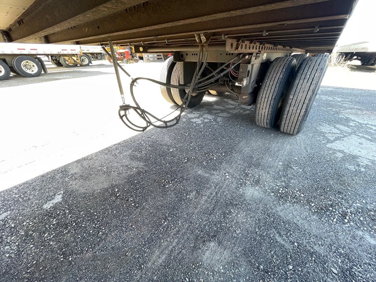 #312-•-2012-wabash-semi-trailer-(has-wi-title)-(denmark,-wi)-image-11