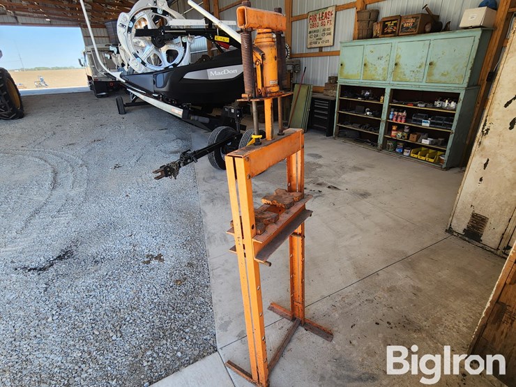 12-ton-shop-press-image-7
